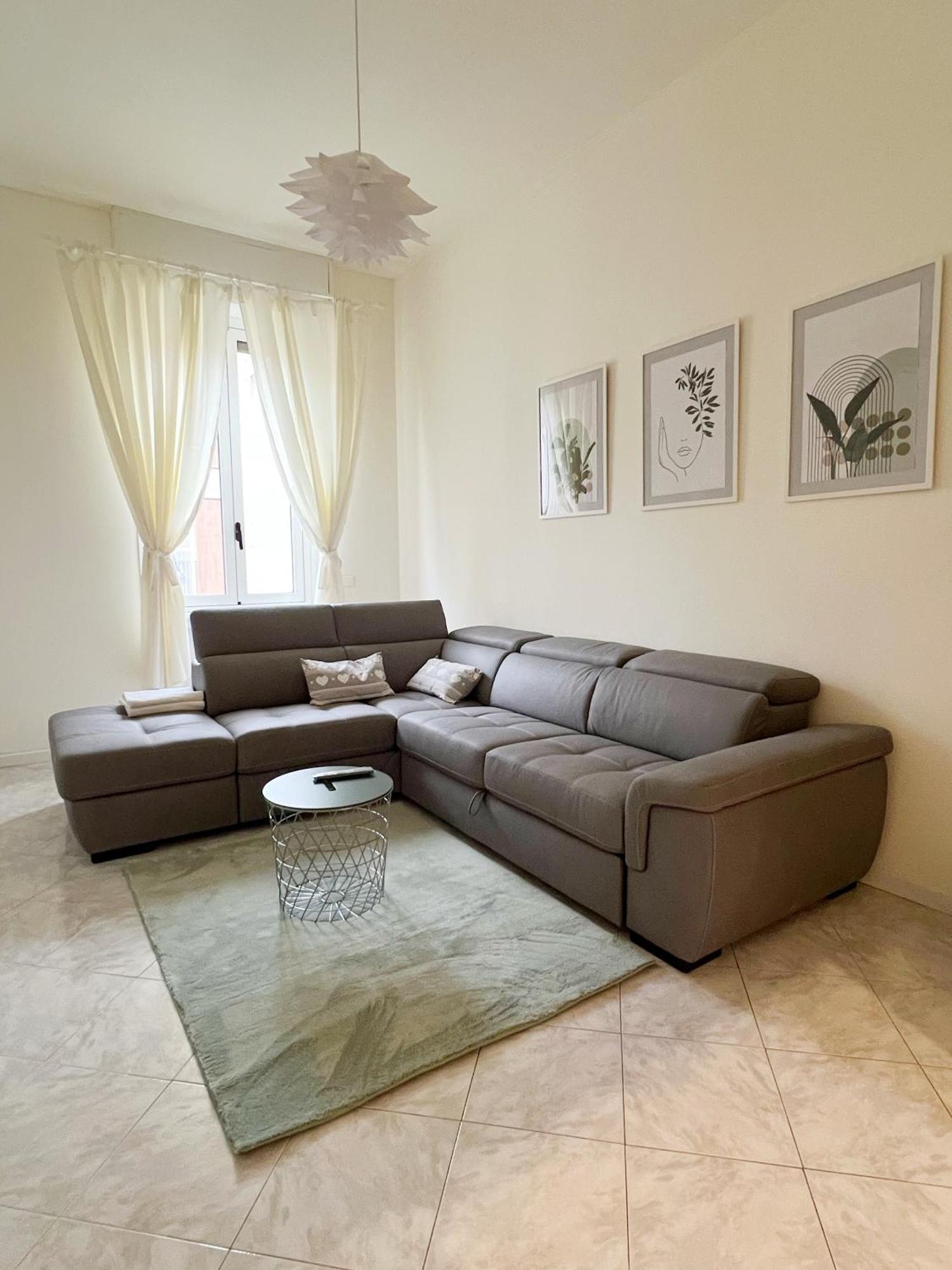 La Dolce Vita - Moscova 1 Apartment Milan Bagian luar foto